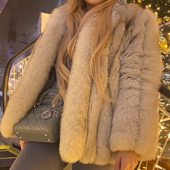 REAL fox fur jacket - Picture 4 of 8